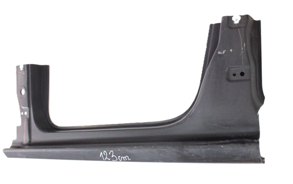 SEAT LEON 3 5F4 5F9 2012-2019 próg słupek lewy 5F4809605B 5F9809605B 2/3